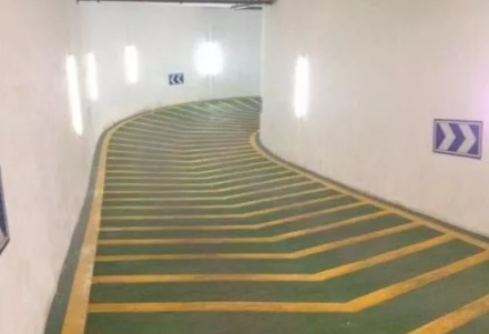 施工必知丨地下車庫防滑坡道地坪施工七大步驟